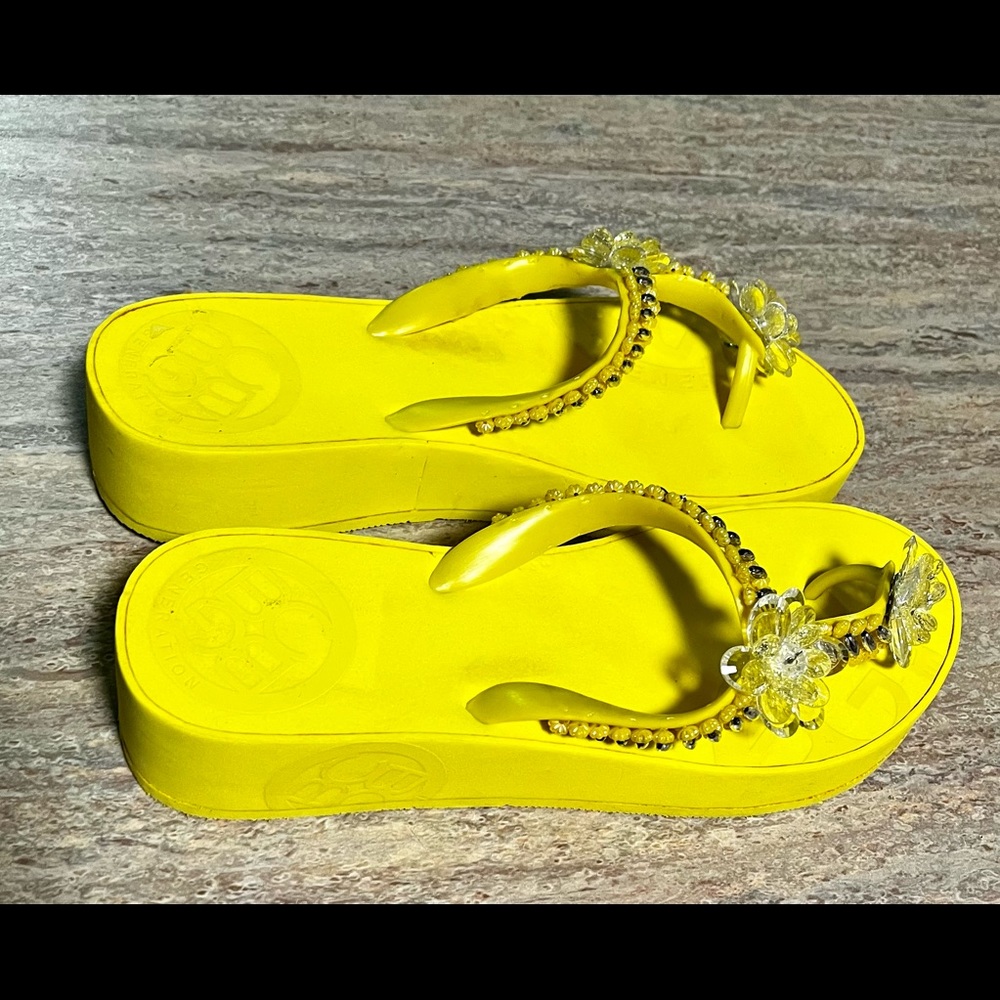 Bcbgeneration Yellow Platform Flip Flop Sandals - image 4